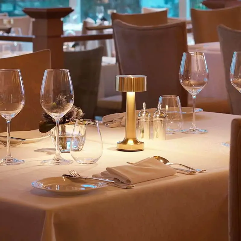 Wireless Table Lamp Restaurant Hotel Battery Operated 2024 NegoLuz USA