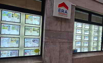 Estate Agent Window Illuminated Display
